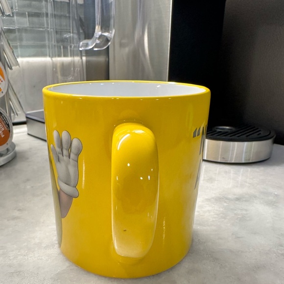M&M's Yellow Coffee Tea 16 Oz Mug- "Inside Everyone There's A Little Nut" NWOT - Picture 6 of 9